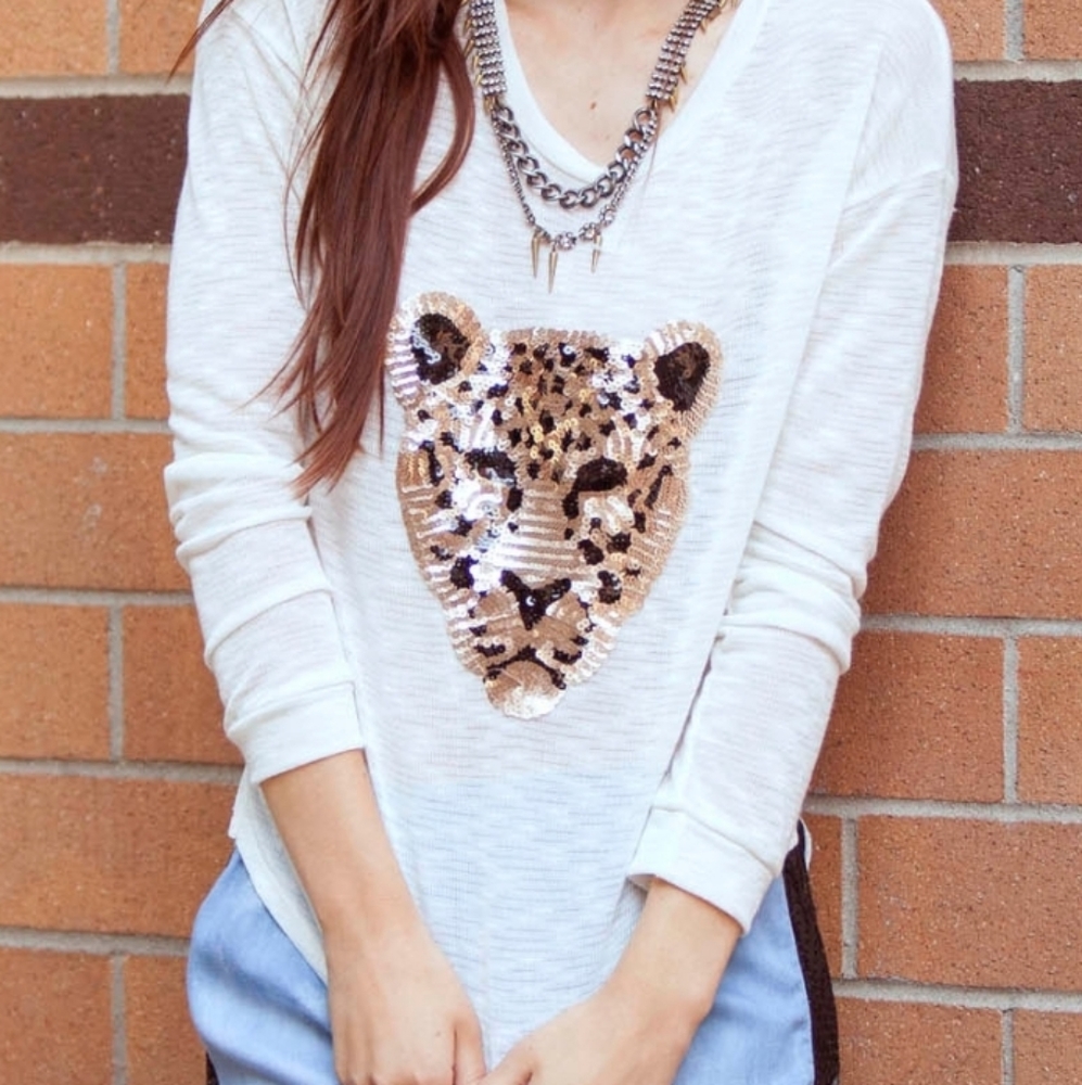 Fifty street sequin tiger sweater top
